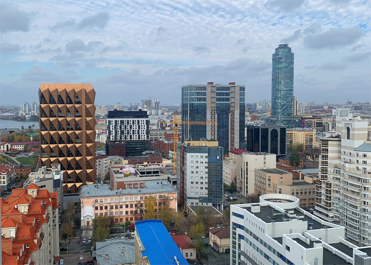 Вид из номера "Панорама" нашего отеля (23 этаж)