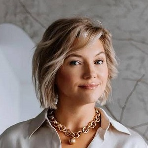       Как выдерживать напряжение и сохранять ресурсы. Рассказывает Анна Бабич, психолог и автор бестселлеров Екатерина Ушахина