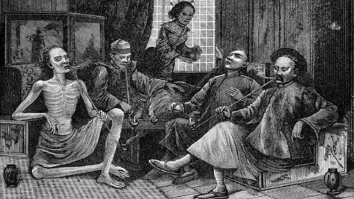 Курящие опиум китайцы