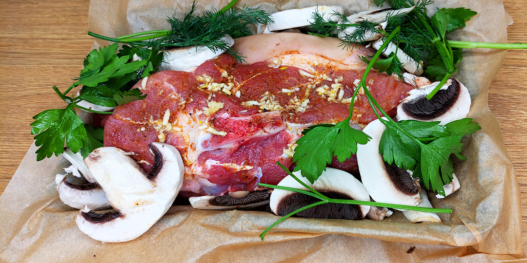 Мясо по-деревенски: сочный деревенский способ, который удивит даже гурмана