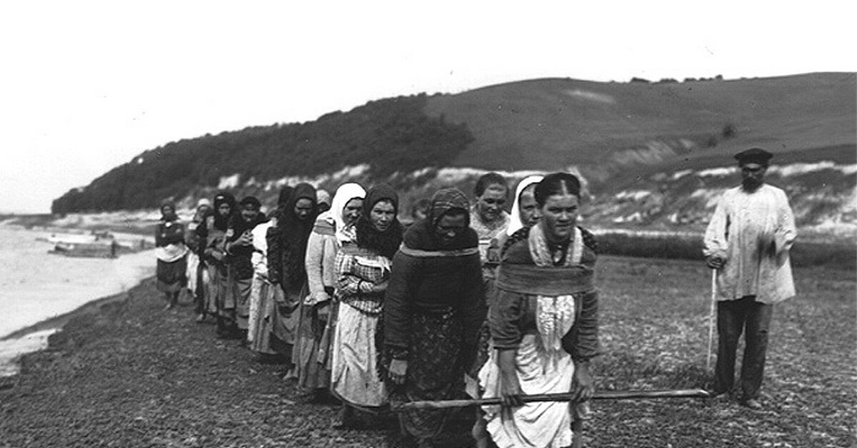 Балы, красавицы, лакеи, юнкера... И вальсы Шуберта и хруст французской булки