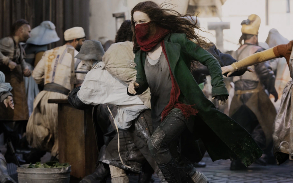 Кадр из фильма "Хроники хищных городов"