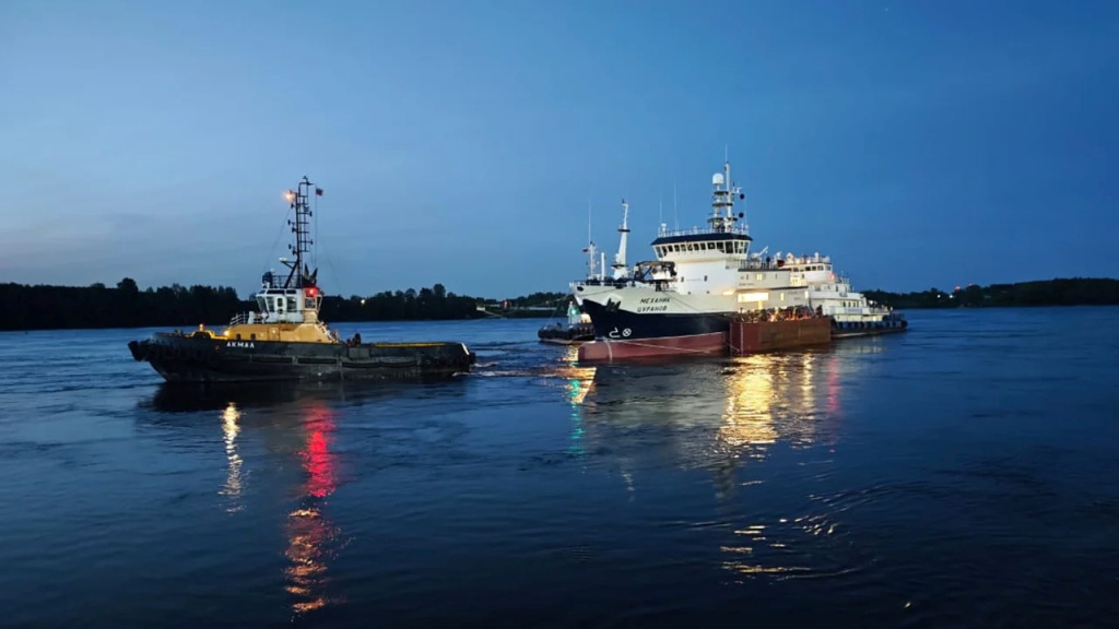 Краболов "Механик Цуранов" перегнали в Петербург для подготовки к ходовым испытаниям / Фото: "Проектно-конструкторское бюро "Петробалт", ООО  📷
