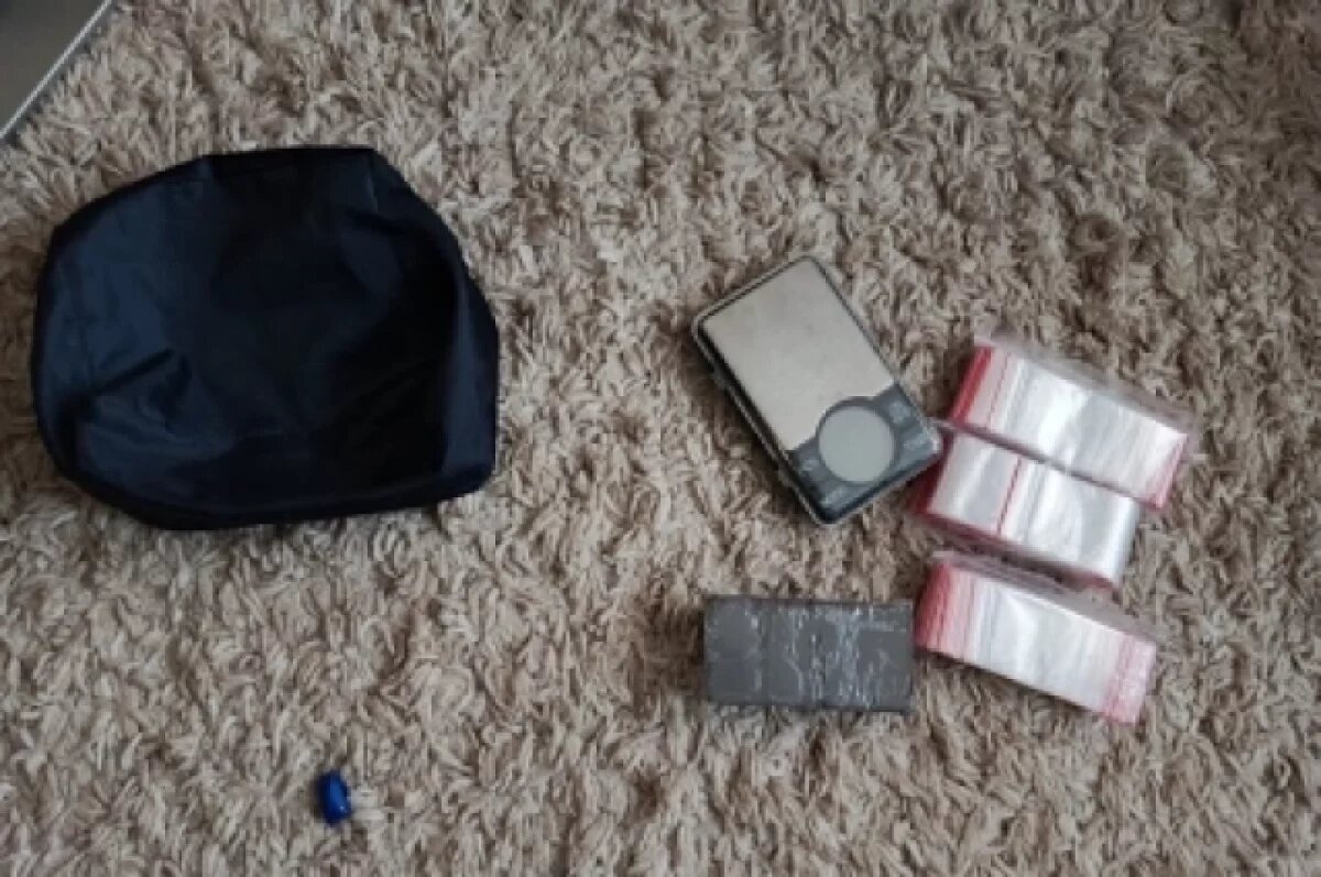    Пытавшегося сбыть кокаин рецидивиста задержали в Ижевске