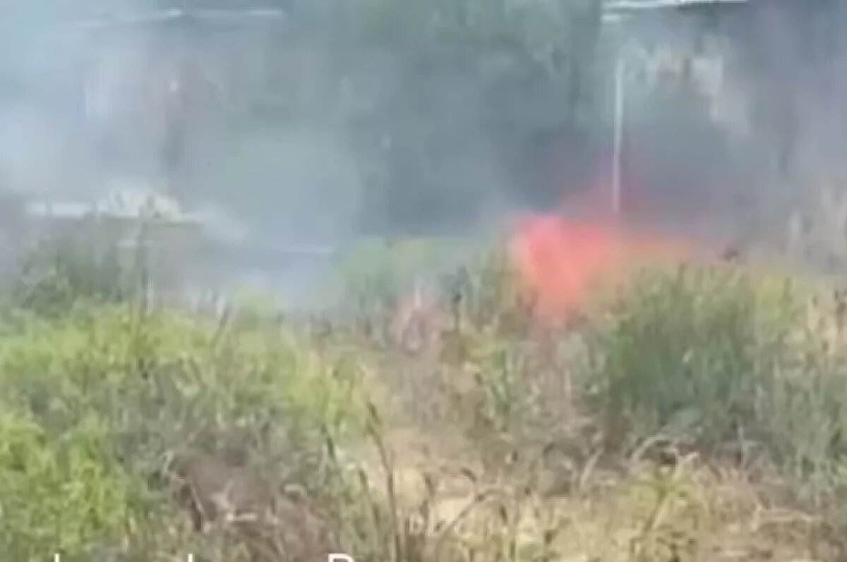    Полыхающие дачи на Сарпинском сняли на видео волгоградцы