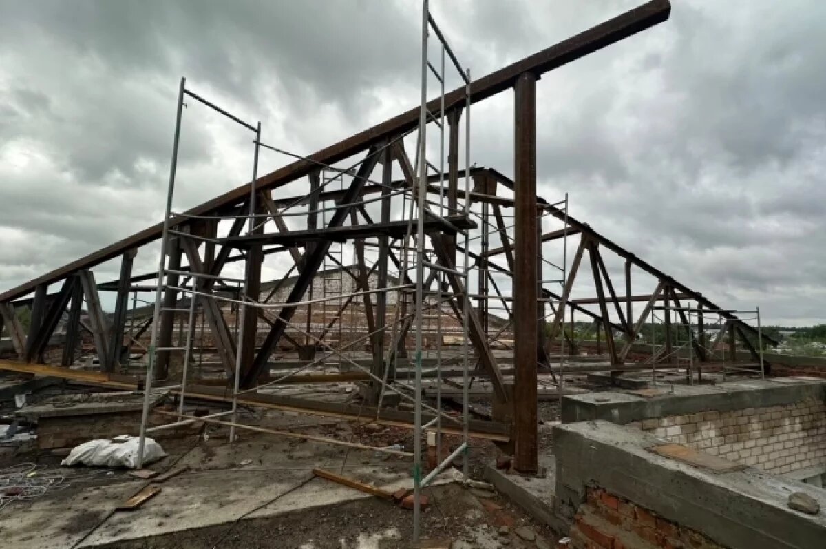    Предприниматель с Алтая похитил 14 миллионов при ремонте крыши школы