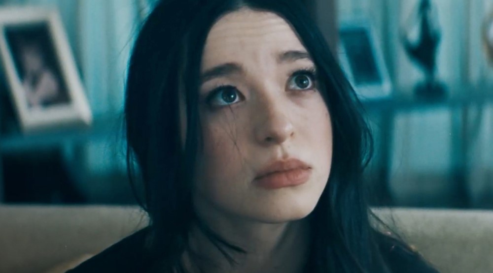     Майки Мэдисон, кадр из фильма «Анора» (2024)