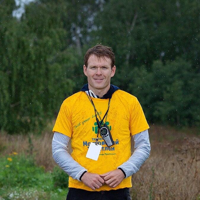 Михаил Иванов