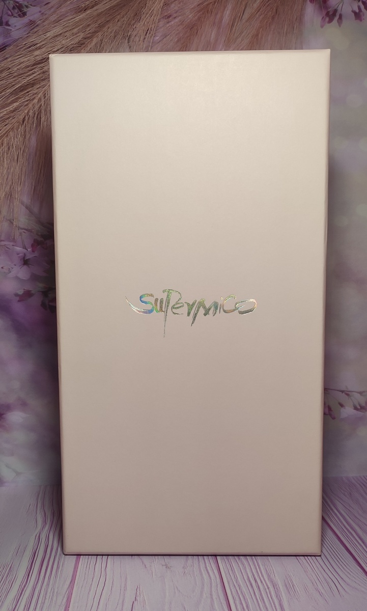 Коробка от Nefertiti Supermico