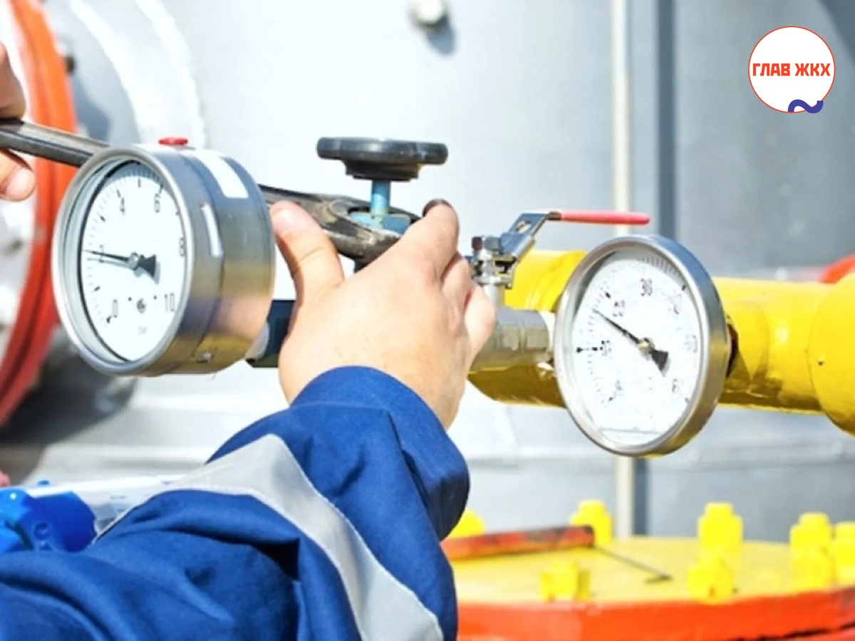 Специалисты городского хозяйства Москвы продолжают гидравлические испытания и проверку тепловых сетей
