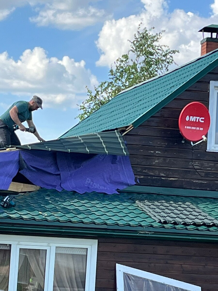 Обьект в Московской области, смена металлочерепицы на кровлю Гумибо от компании Дельмастер