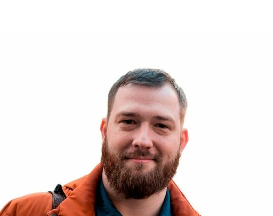 Блогеры и главные, да к тому же самые правдивые в нашей стране на сегодняшний день исследователи Чеченских войн - Евгений Норин (вверху) и Евгений Калуга (внизу)... Фото из открытых источников... 