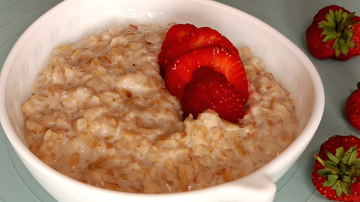 ⭐ Овсяная каша на молоке на завтрак