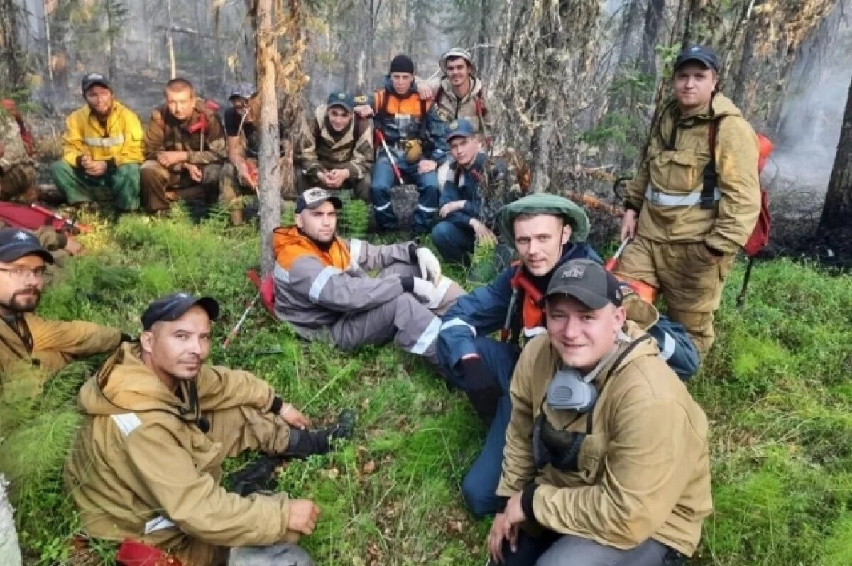    Пожарные Югры с апреля тушат леса в Забайкалье