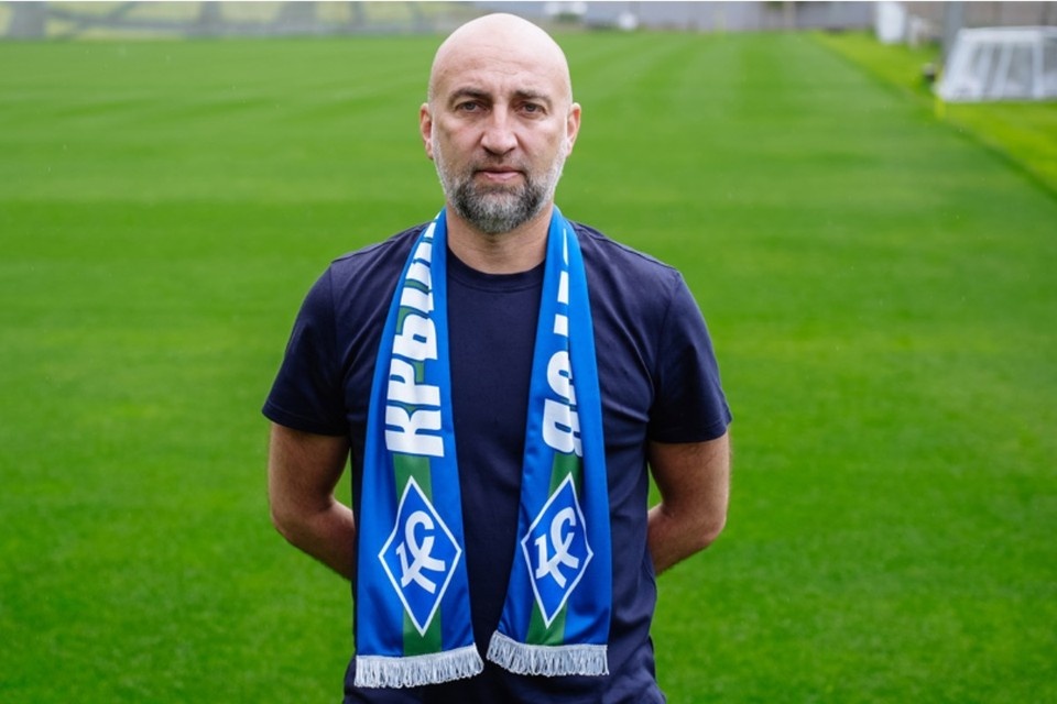    В сезоне 2024/25 Магомед Адиев возглавлял «Ахмат» и «Химки». Сайт ПФК "Крылья Советов"