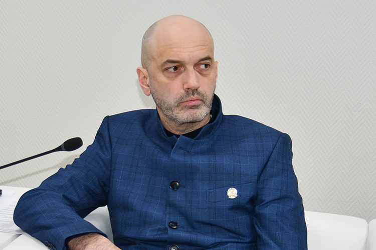    Азат Кадыров: «Работа по вовлечению в оборот имущества у нас ведется. Если взять статистику, по 2022 году 67 объектов вовлечено, по 2023-му — 222, по прошлому году — 160. Мы рассчитываем, что создание такой витрины позволит ускорить этот процесс».   
Фото: mzio.tatarstan.ru