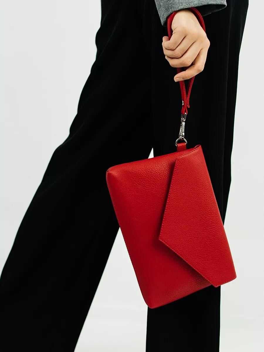 Сумка-конверт. Источник: WB, артикул 191234727