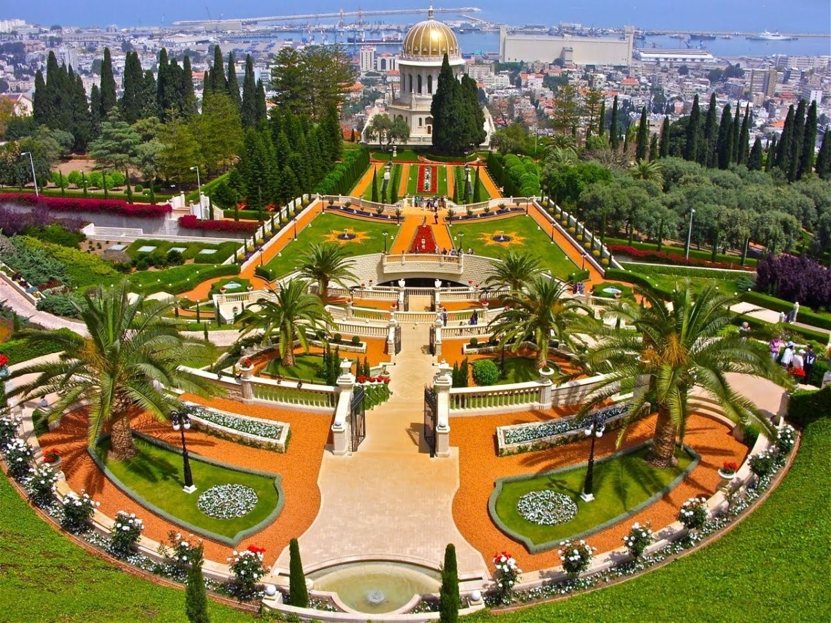 Храм и сады бахаи в Хайфе (Израиль) Фото из открытого доступа