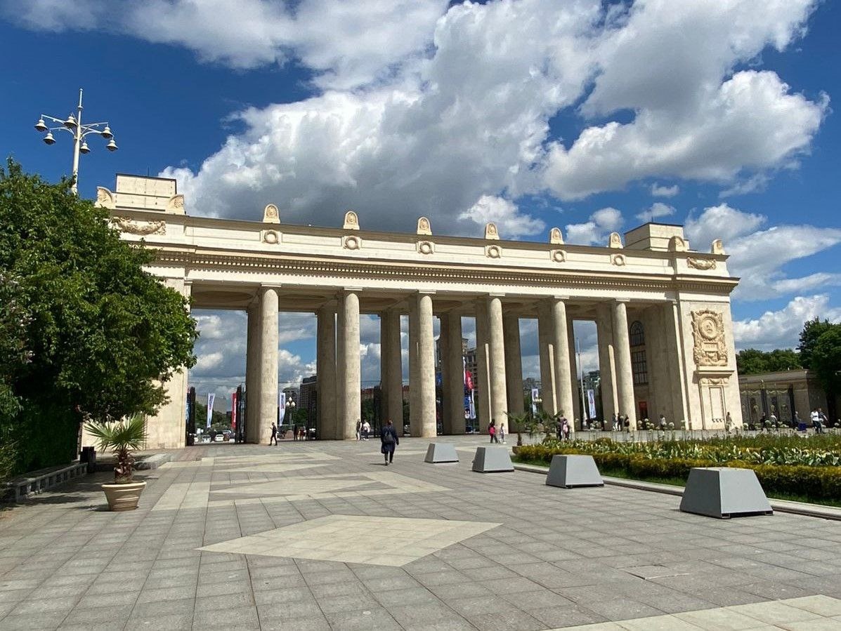 Реставрация арки главного входа в Парк Горького