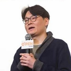 Сценарист Хон Джонг Сон