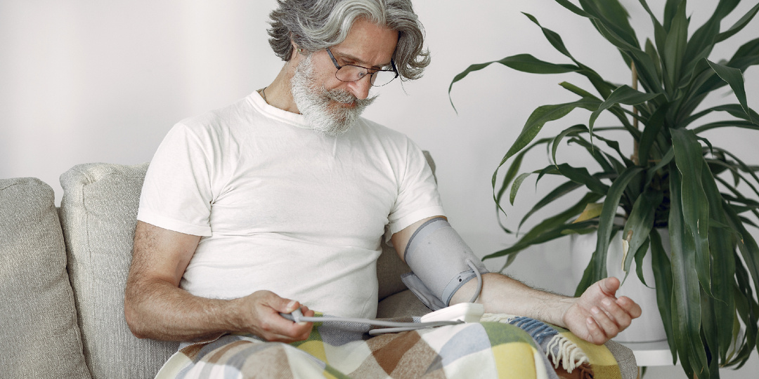 Правила оформление ухода за людьми старше 80 лет и инвалидами I группы с 1 июля 2025 года