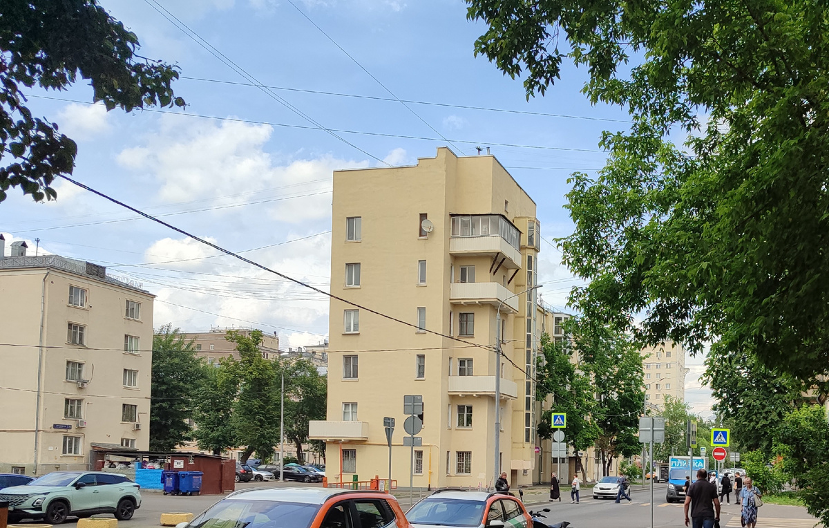 Авиамоторная, 20