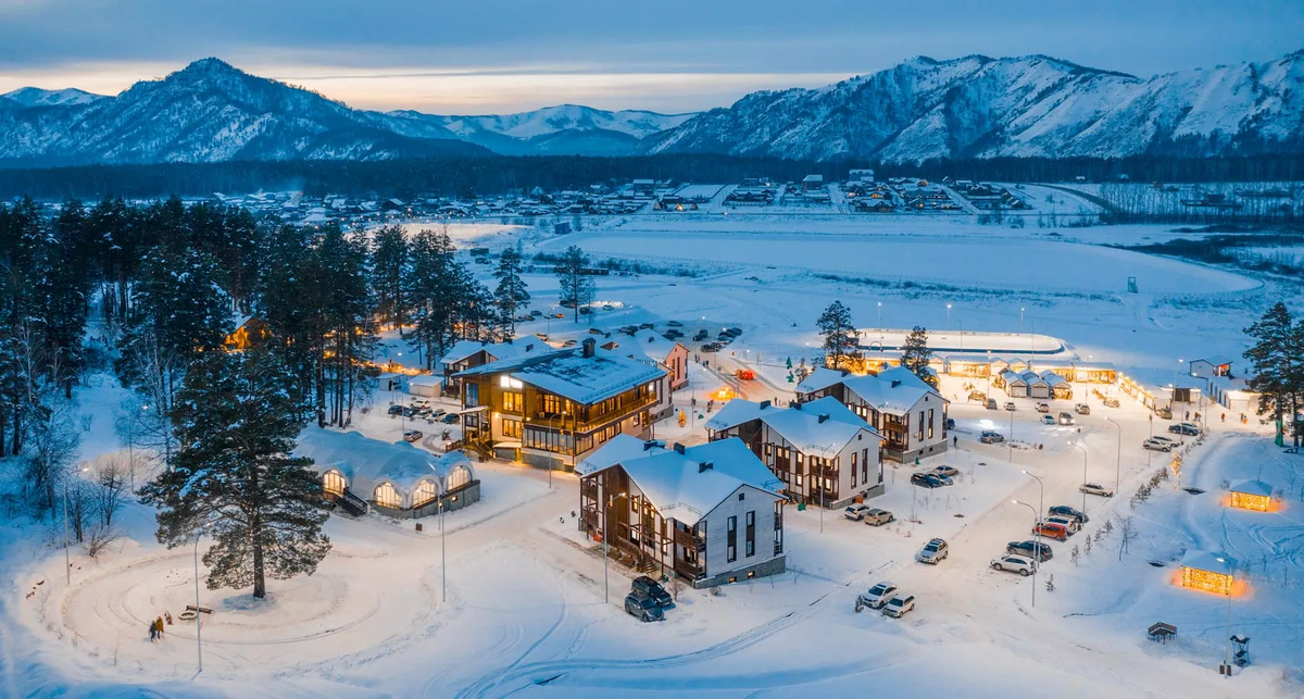 «Манжерок» — круглогодичный горнолыжный курорт в Республике Алтай, расположен у подножия горы Малая Синюха, у озера Манжерокского.