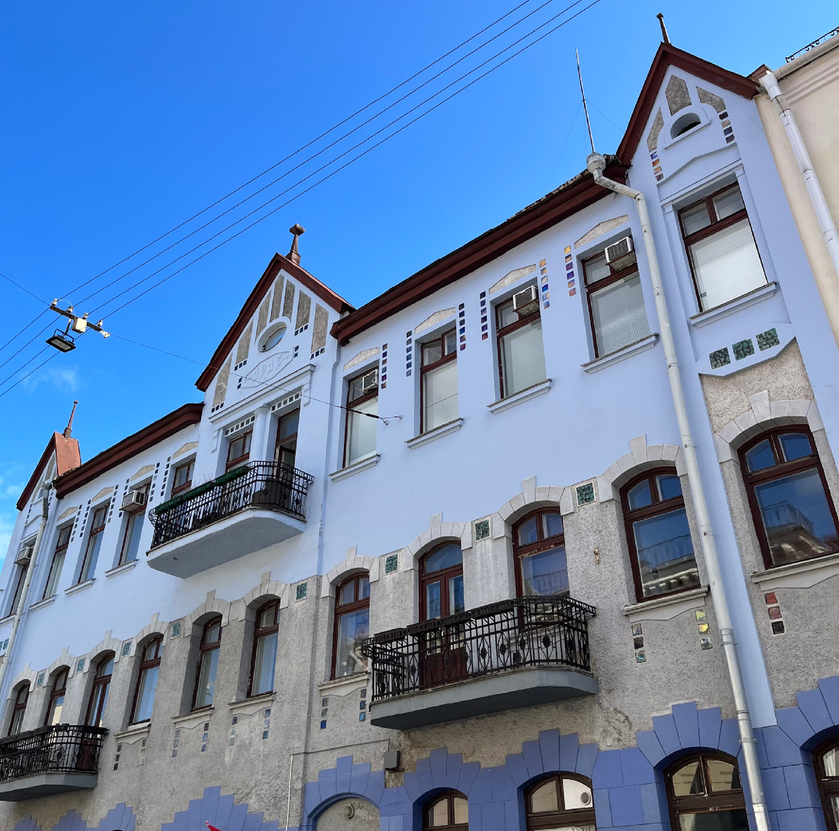 Нарядный дом в центре Минска