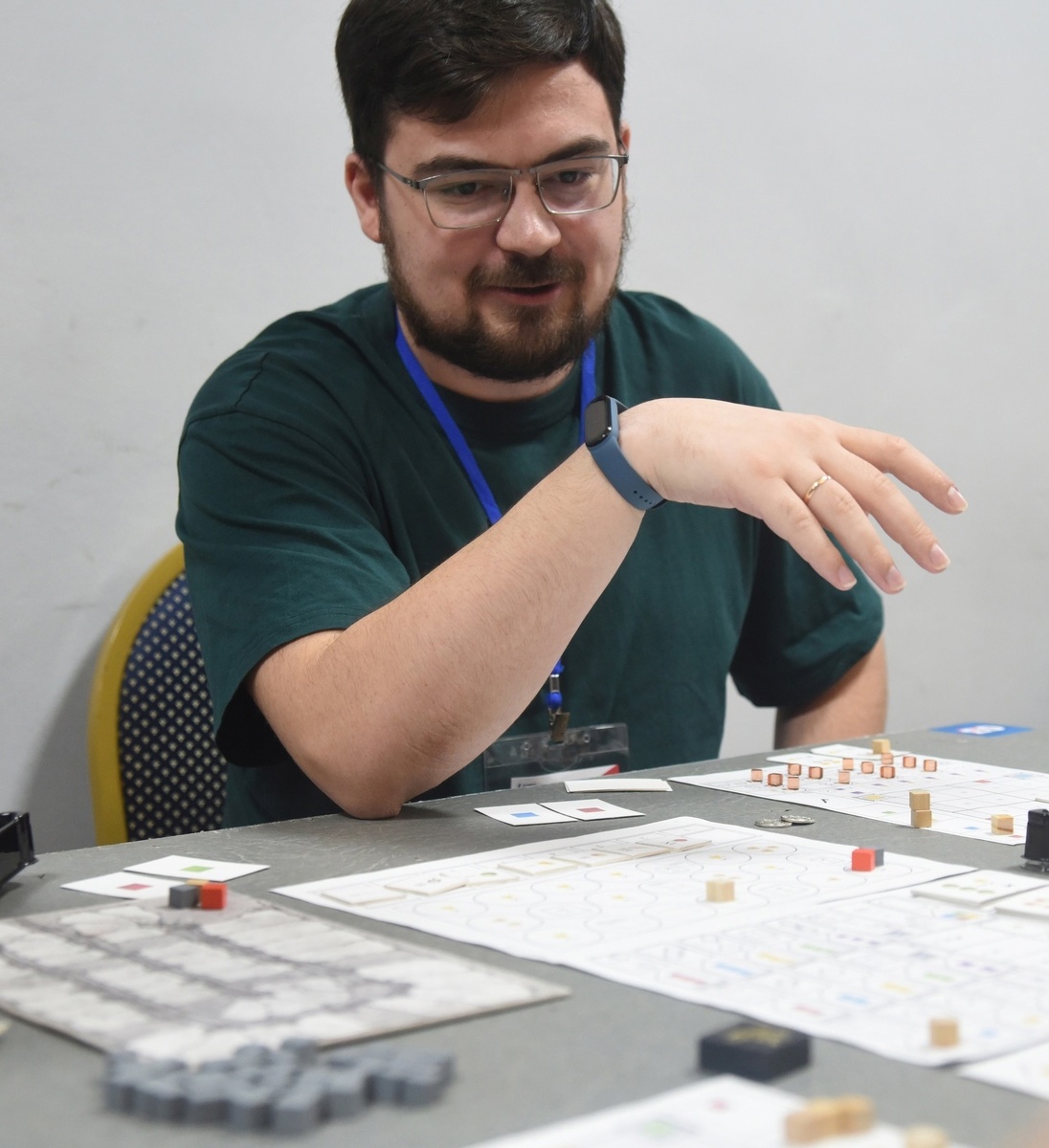 Евгений Петров показывает свою игру на Граниконе-2024