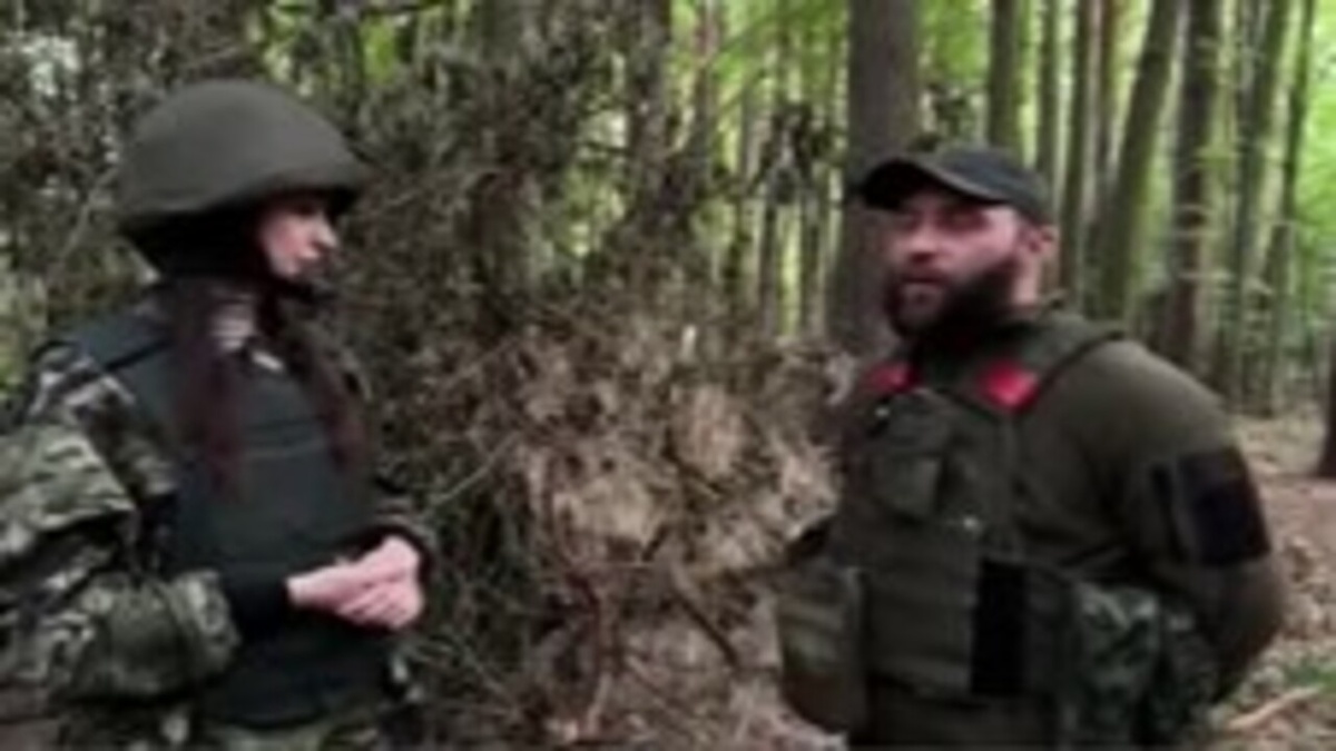    Военкор "Вестей-Курск" Анастасия Бабир сегодня работает в двух километрах от границы