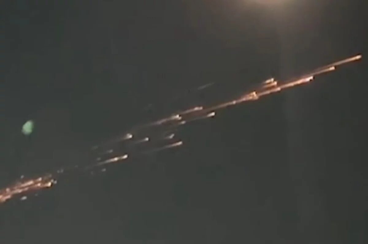    В МО Казахстана объяснили появление неопознанных ярких объектов в небе