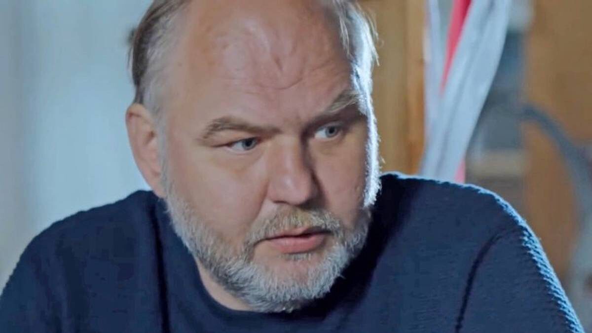    Фото: Северное сияние. Древо колдуна (2020)