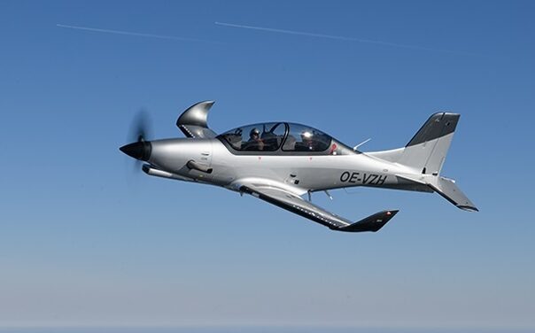 Китай представил TA-20 — первый в мире многоцелевой учебно-тренировочный самолет для начальной подготовки из углеродного волокна. Фото: Wuhu Zhongke Aircraft Manufacturing Co., Ltd