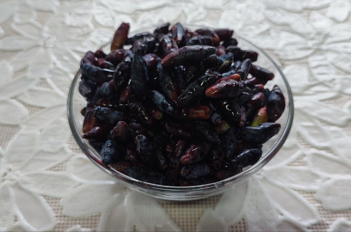 Мой первый урожай ягод в этом году