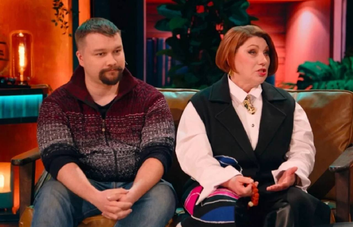 Роза Сябитова с сыном Денисом. Кадр ТНТ.