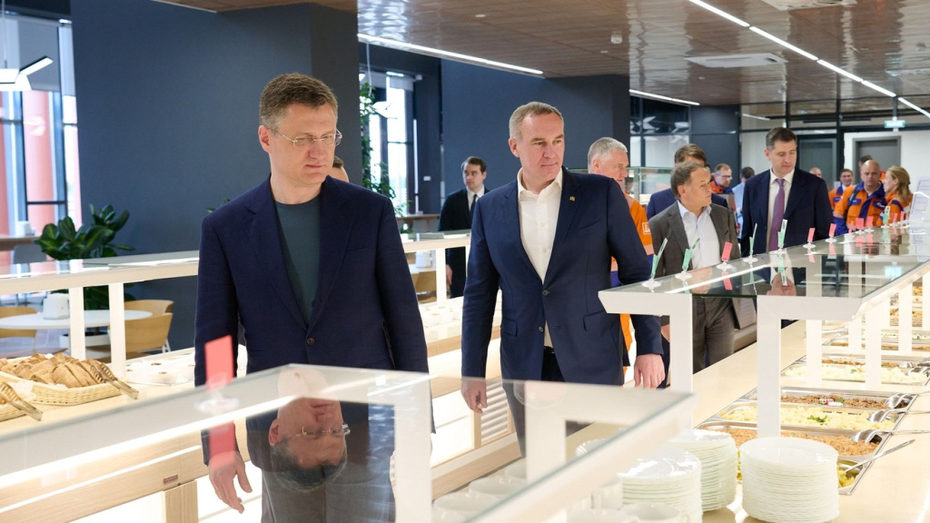    В Югре Александр Новак и Руслан Кухарук провели заседание по ТРИЗ