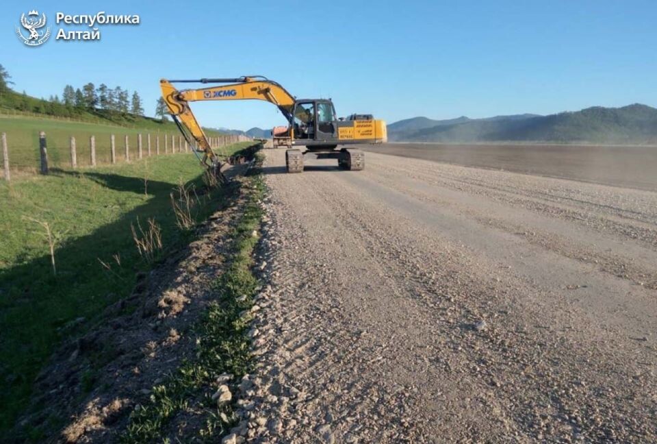    Ремонт дороги Сугаш — Талда. Источник: t.me/altaygov