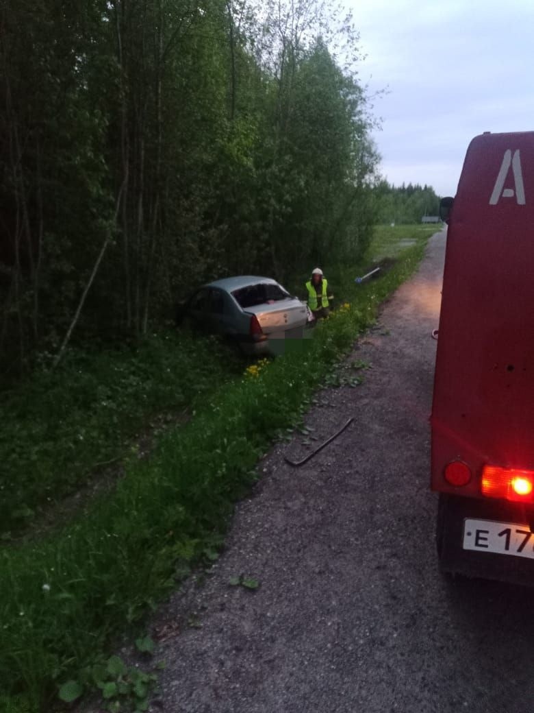    Два человека госпитализированы с места ДТП под МедвежьегорскомГосударственный комитет Карелии по ОЖ и БН