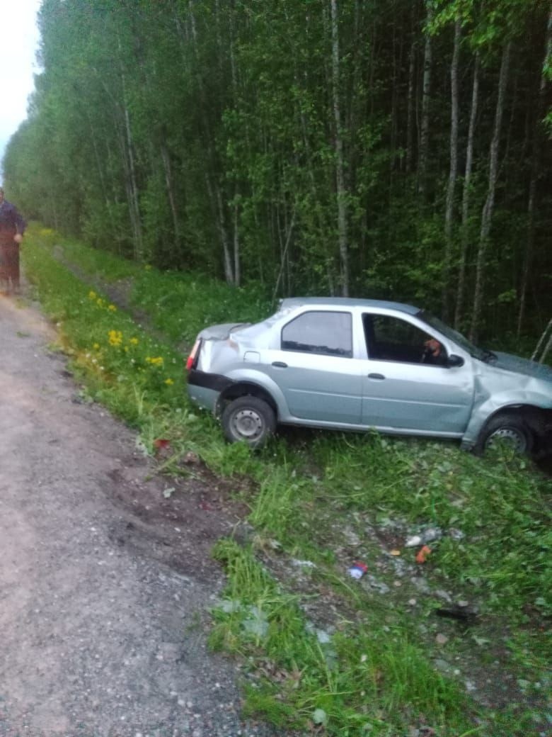    Два человека госпитализированы с места ДТП под МедвежьегорскомГосударственный комитет Карелии по ОЖ и БН