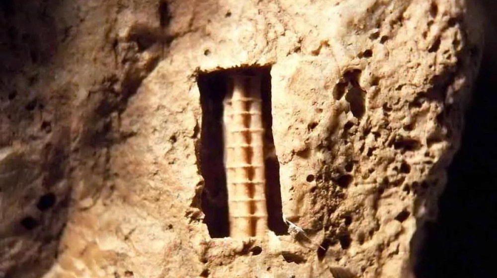    Таинственный артефакт эпохи СССР раскрыт при раскопках в Эстонии