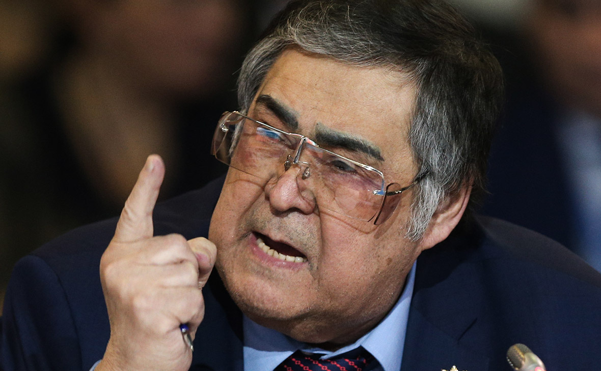 Аман Тулев — это имя, которое хорошо известно в определенных кругах, особенно в сфере развития бизнеса, образования и социальной деятельности. Его жизненный путь — это история о человеке, который смог добиться успеха, несмотря на трудности, и оказал значительное влияние на развитие региона и страны в целом. В этой статье я расскажу о его жизни, карьере, его взглядах и достижениях, а также о его роли в российском обществе.