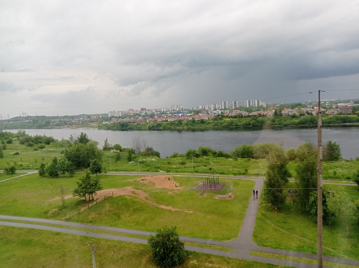 Небо грозное. 