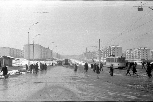 Слева от нас ЙФархадский