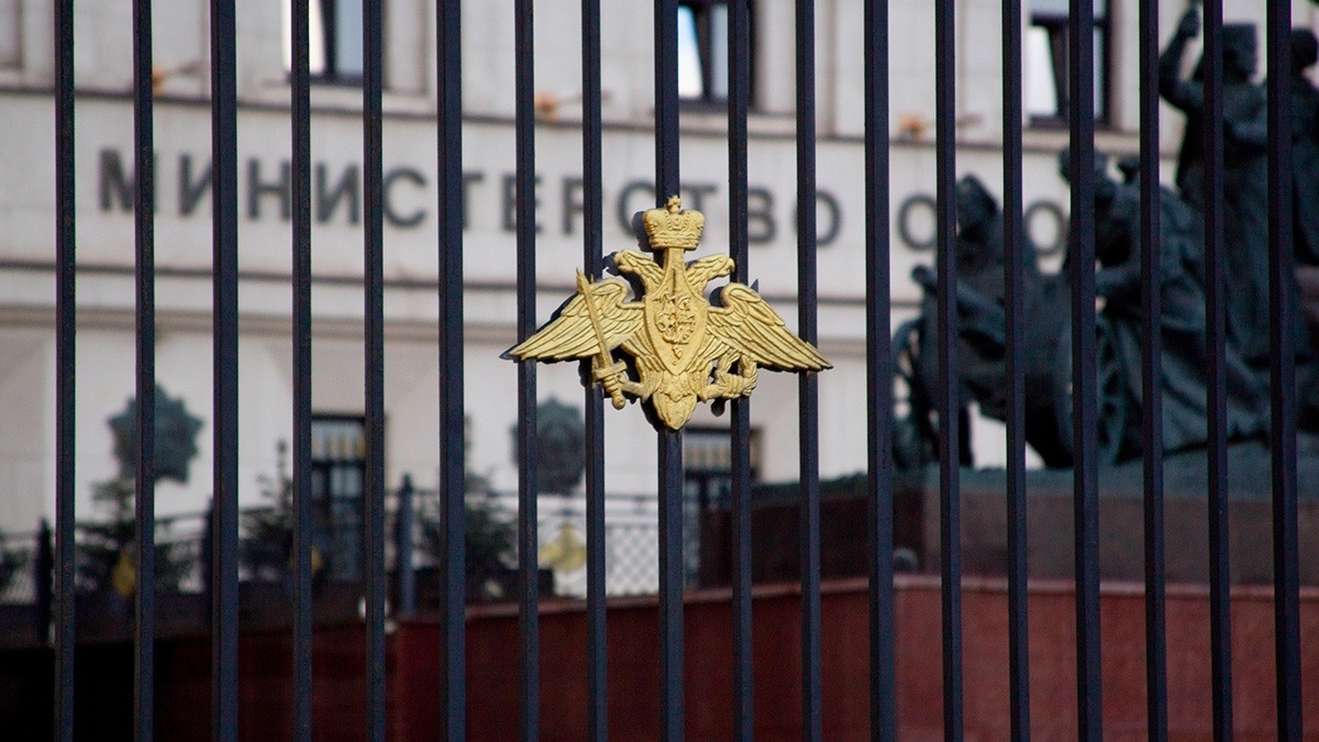 Фото: https://tvzvezda.ru/ (https://mcdn2.tvzvezda.ru/storage/news_other_images/2025/05/26/da73b8da99cb498e8b8e6693d8a6d8ff.jpg)