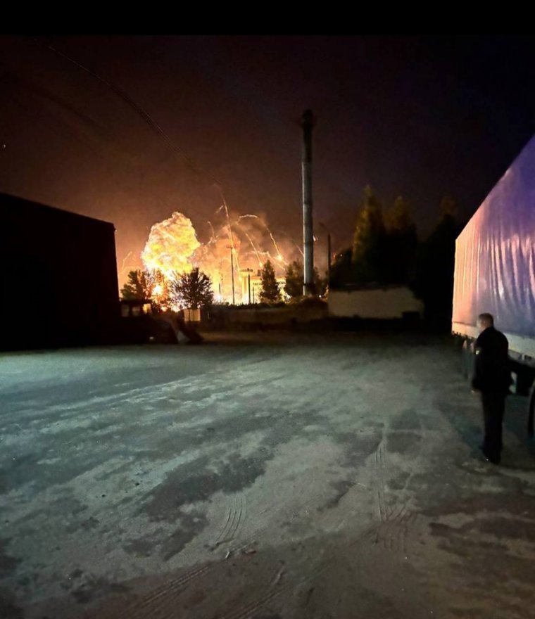 В районе аэропорта в Брянске прогремел мощный взрыв. Фото: telegram-канал «Операция Z: Военкоры Русской Весны», t.me