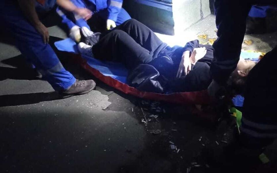    Спасение девушки после падения с 13 этажа