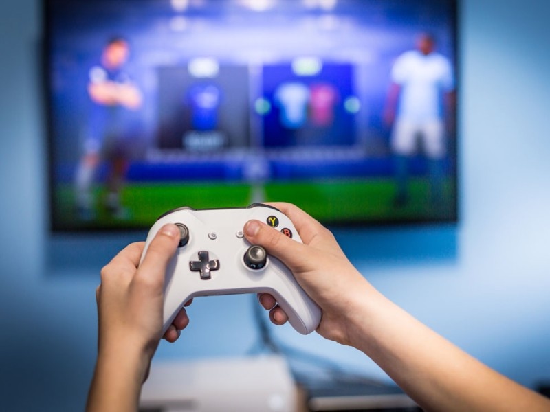    Народ только за. ВЦИОМ выяснил отношение публики к идее создания российской игровой консоли