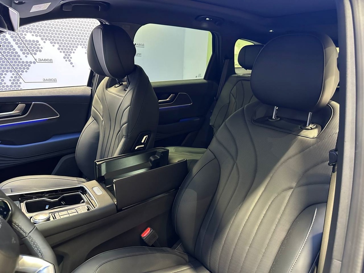 Эргономичные седения позволяют комфортно разместиться пассажиру любого роста и комплекции 