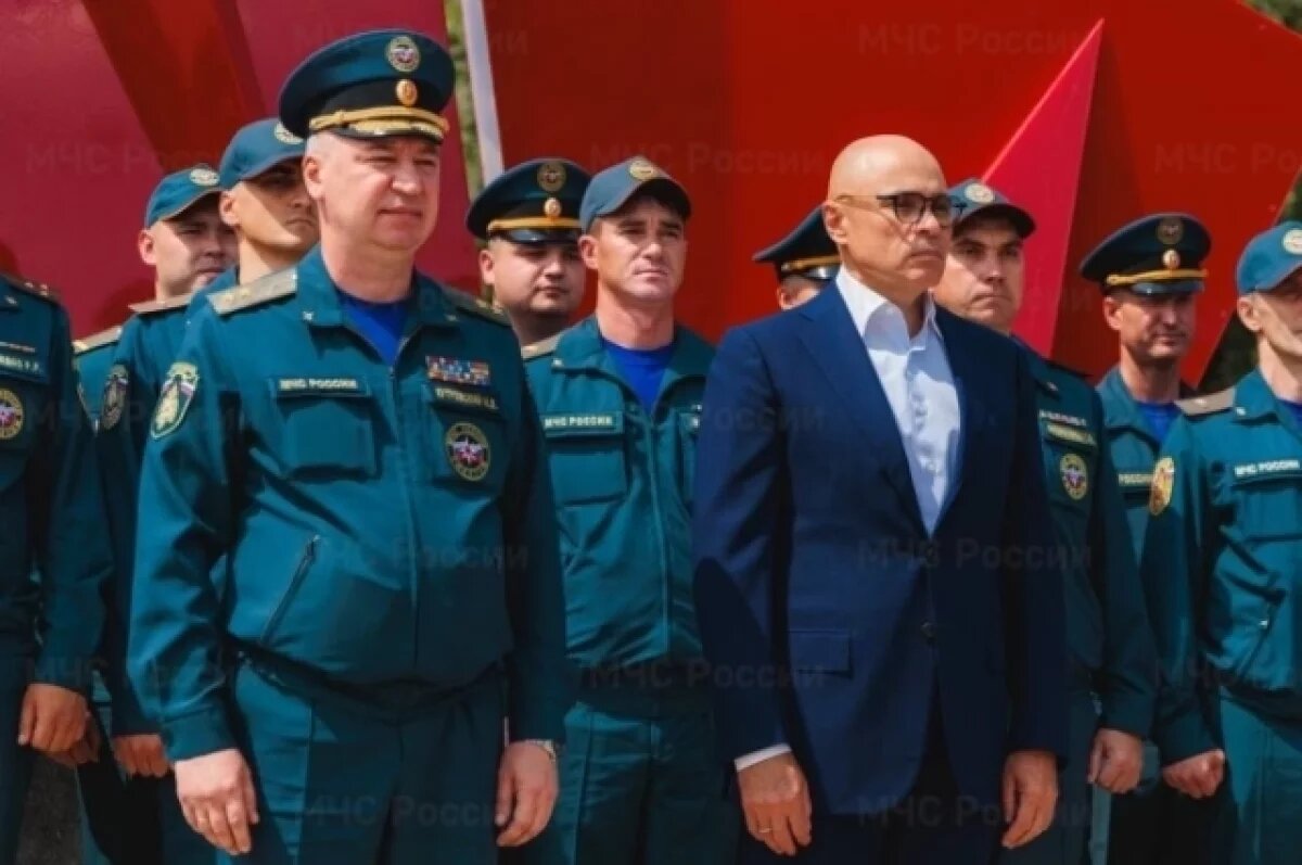    В Липецке спасатели МЧС награждены за обезвреживание боеприпасов