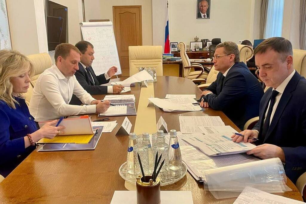    Об этом договорились губернатор Георгий Филимонов с министром природных ресурсов и экологии России Александром Козловым на встрече в Москве.